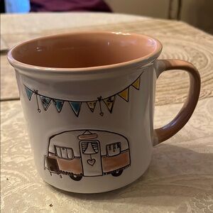 I Love It" Brand Ivory Ceramic Camper Mug, Embossed Coffee Tea Cup, 16oz EUC